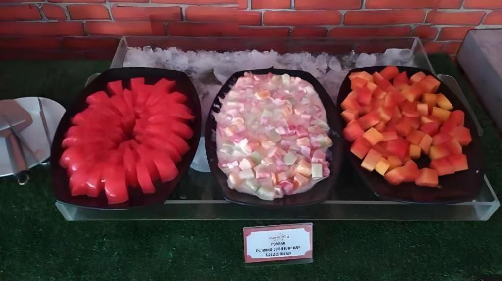 Redstar Hotel Cakarta Dış mekan fotoğraf