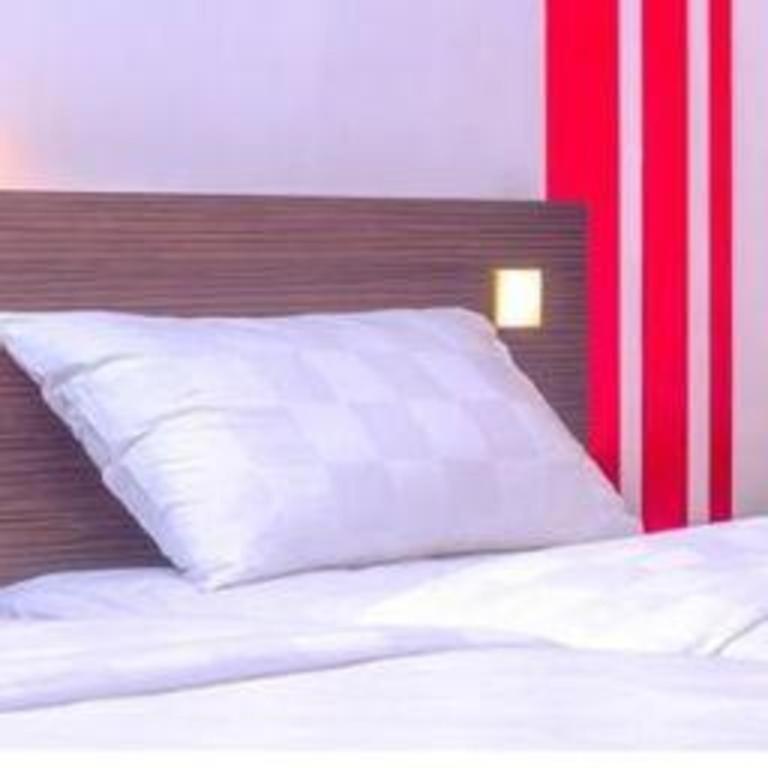 Redstar Hotel Cakarta Dış mekan fotoğraf