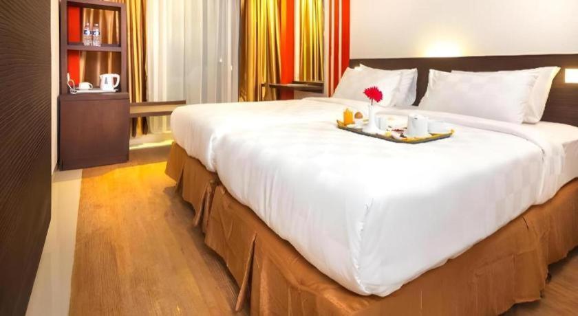 Redstar Hotel Cakarta Dış mekan fotoğraf