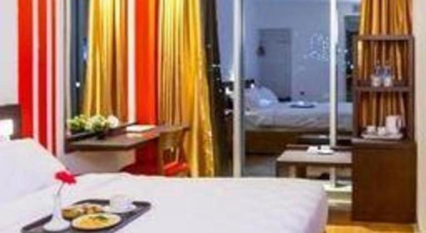 Redstar Hotel Cakarta Dış mekan fotoğraf