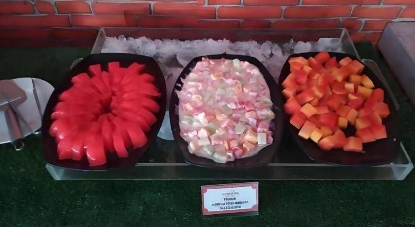 Redstar Hotel Cakarta Dış mekan fotoğraf