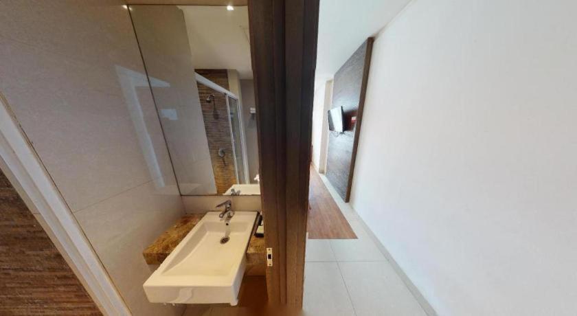 Redstar Hotel Cakarta Dış mekan fotoğraf