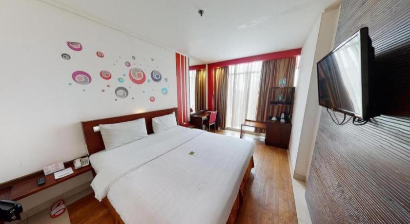 Redstar Hotel Cakarta Dış mekan fotoğraf