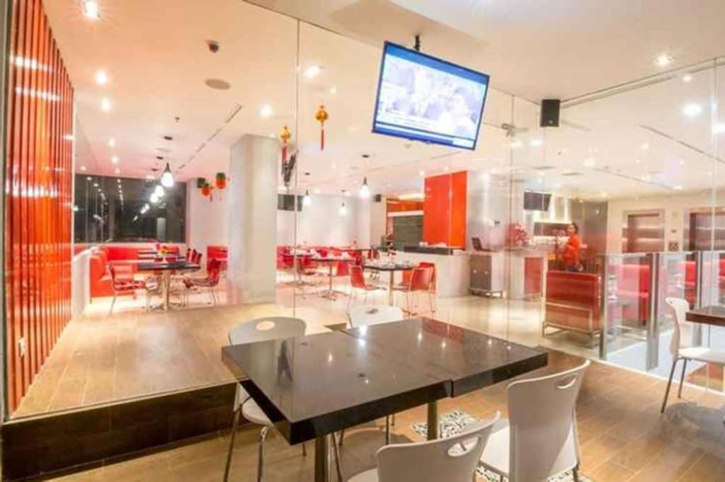 Redstar Hotel Cakarta Dış mekan fotoğraf